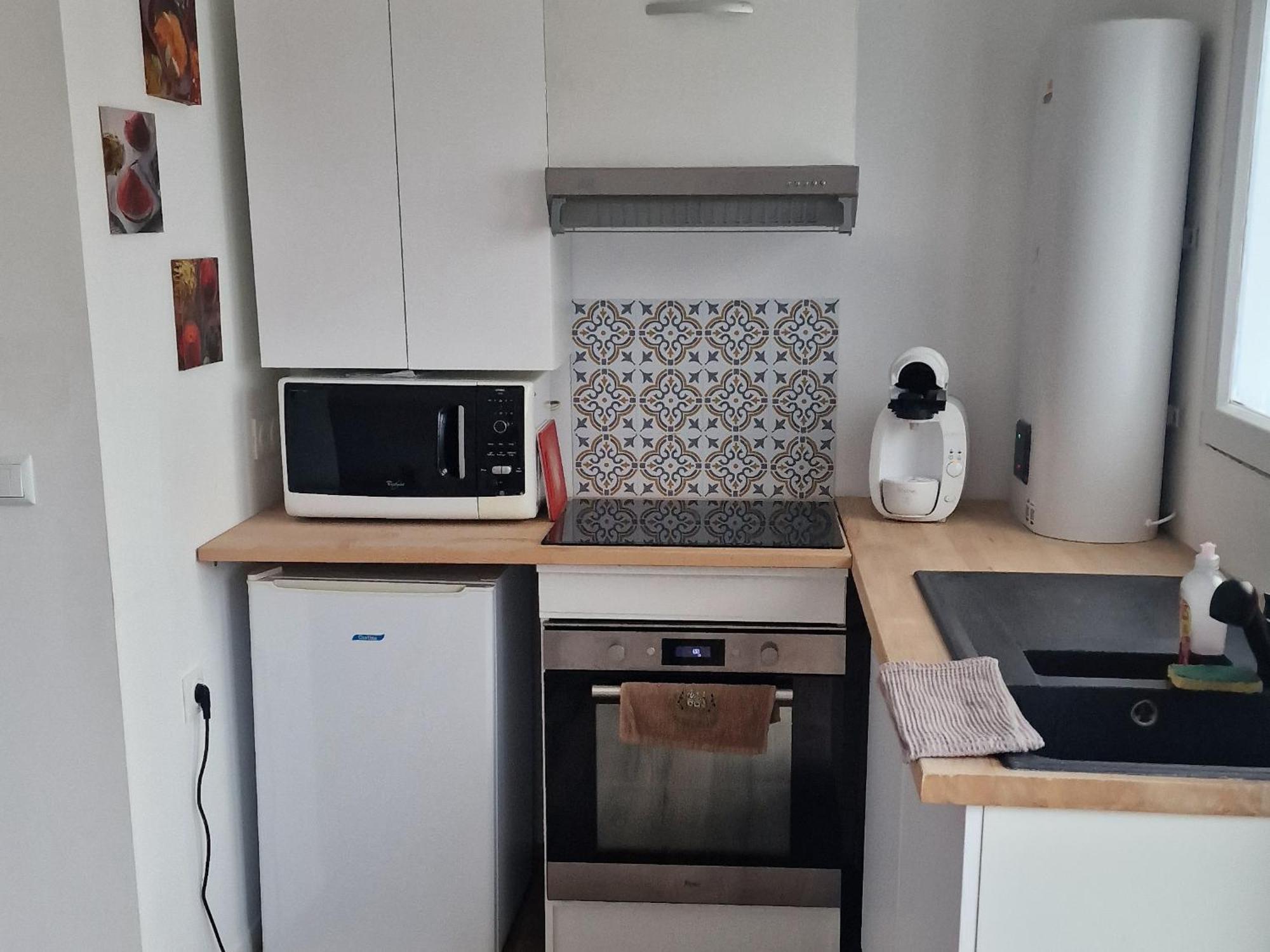 Studio Renard Quartier Marais, Terrasse En Rez De Jardin, Matelas Confort 博格斯 外观 照片