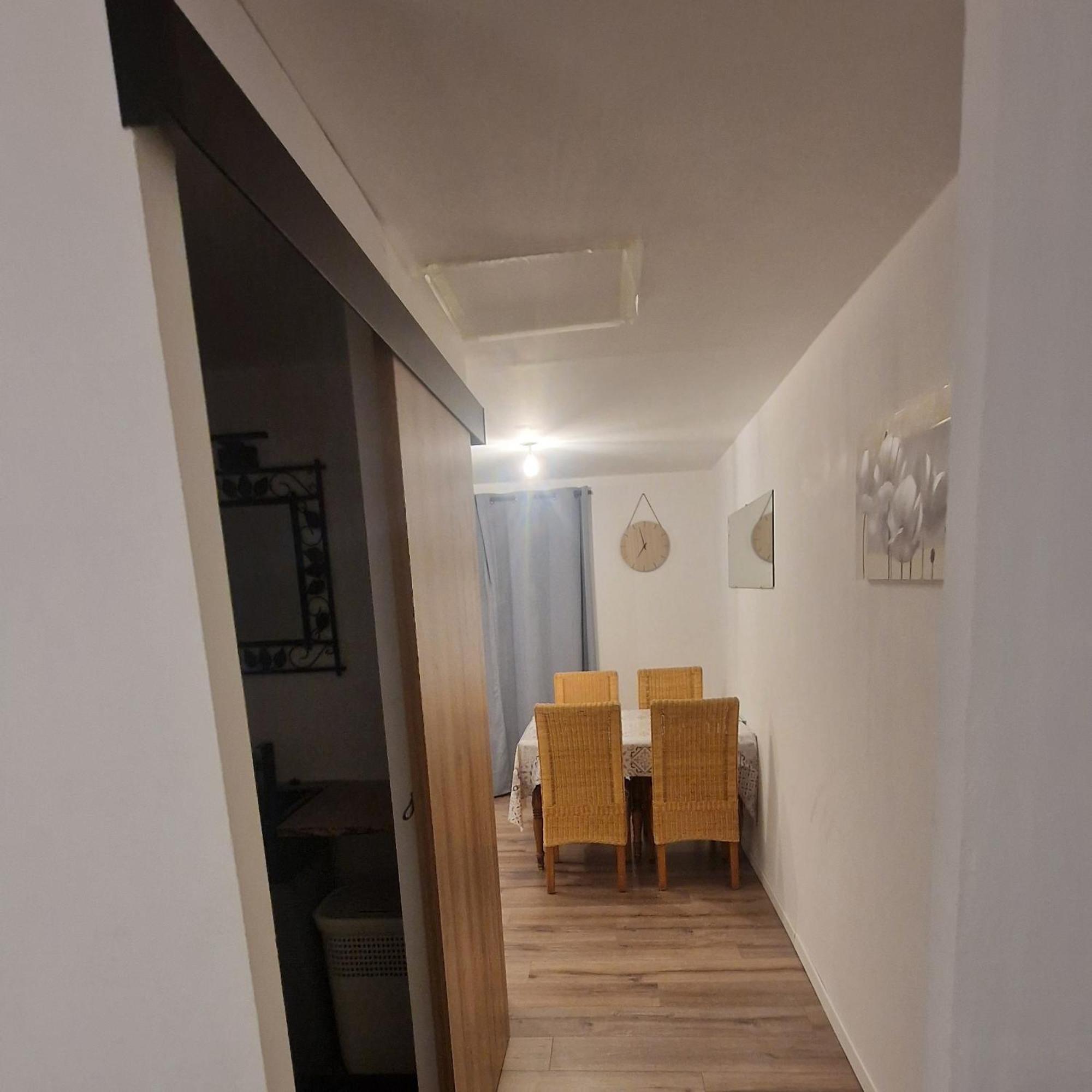 Studio Renard Quartier Marais, Terrasse En Rez De Jardin, Matelas Confort 博格斯 外观 照片